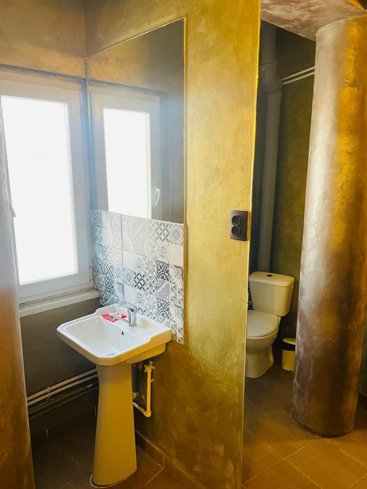 Urban Rez Suites Jászvásár Kültér fotó